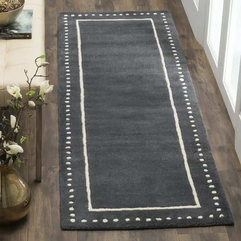 

BEL151D Handmade Silver / Ivory Rug