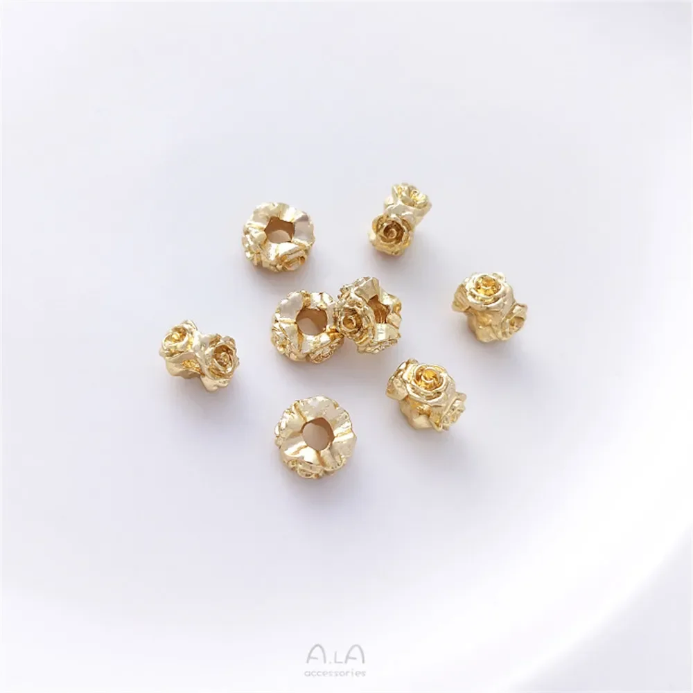 14-каратное золотое кольцо с розой и большим отверстием в форме цветка