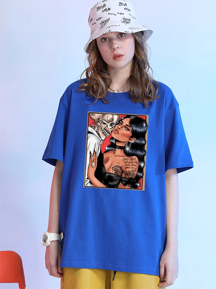 

Крутая Девушка с татуировкой влюбленная в скелет женские топы уличные винтажные футболки с коротким рукавом в стиле хип-хоп креативные жен...