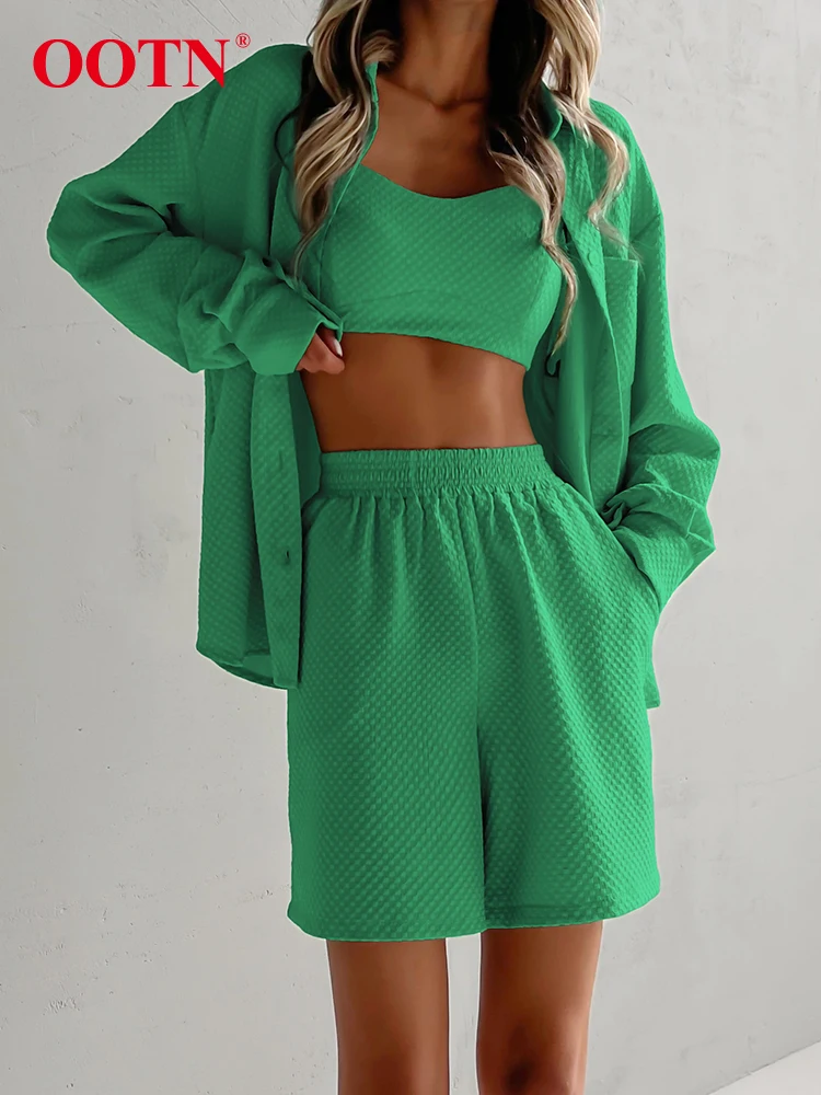 

OOTN Street Chic 3 Pieces Suits Women Green Lapel Long Sleeve Coats Crop Top Tank Tops Pockets Elastic Waist Shorts 2023 Autumn
