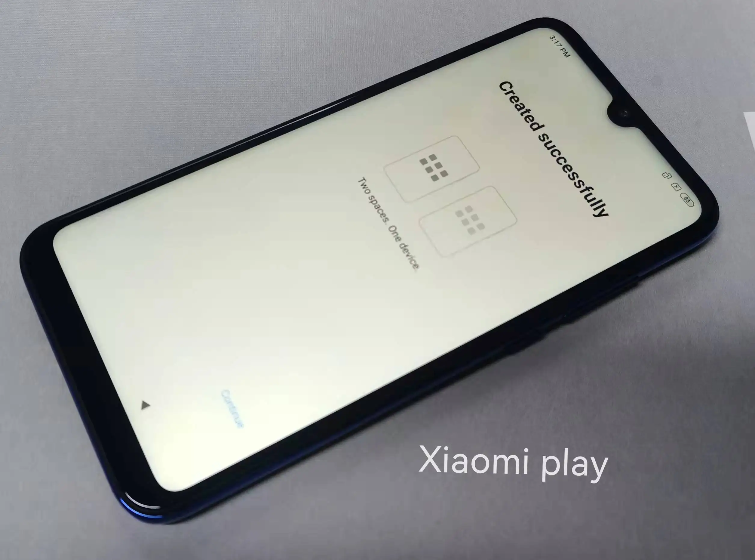 Смартфон Xiaomi Mi Play Mediatek MT6765 Helio P35 1080X2280 пикселей случайный цвет с подарком |