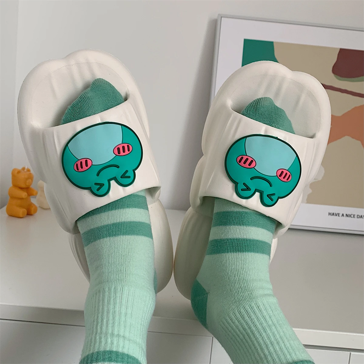 Новые домашние нескользящие тапочки Sle Cool CGH женские летние корейские милые с