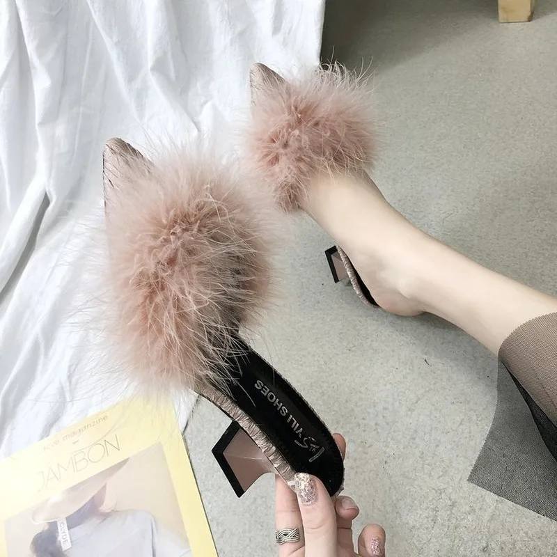 Fashion Shoes 2020 Women Fur Bling Square Heels Peep Toe Wedding Shoes Woman Backle Strap Beautiful Pointe Shoes Girls