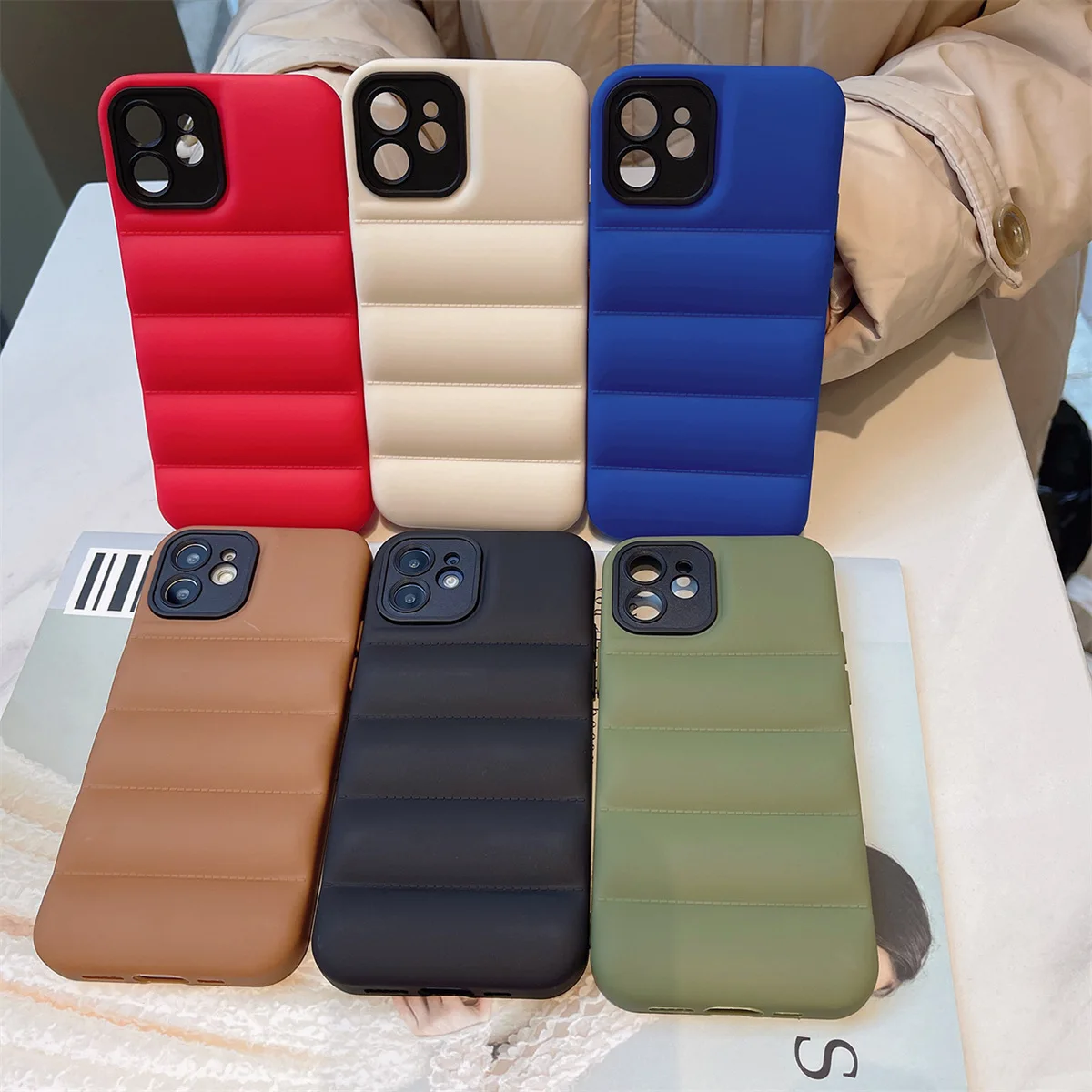 

Luxury Fashion Simple Solid Color Down Jacket Phone Case For iPhone 13 12 11 Pro Max X XS XR 7 8 Plus Shockproof Phone Case