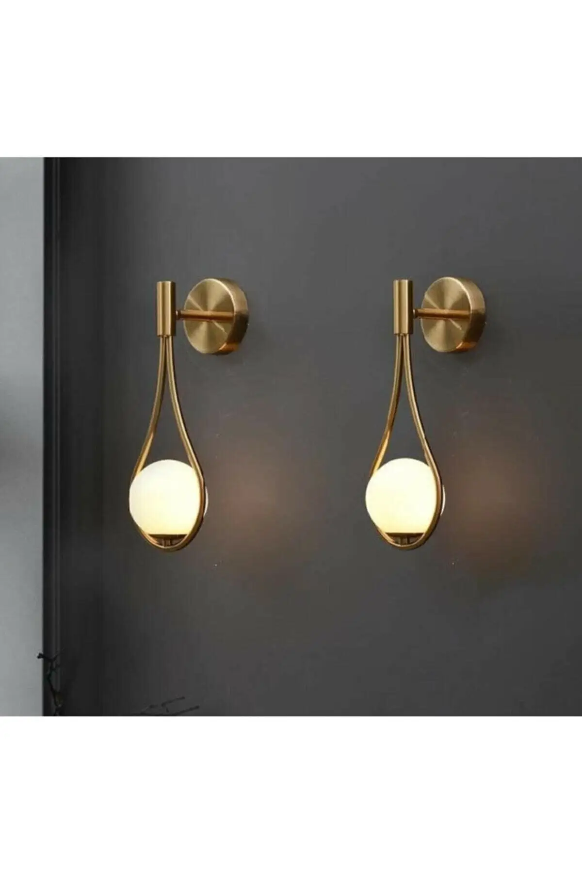 

2 Pieces Drop Gold Sconce