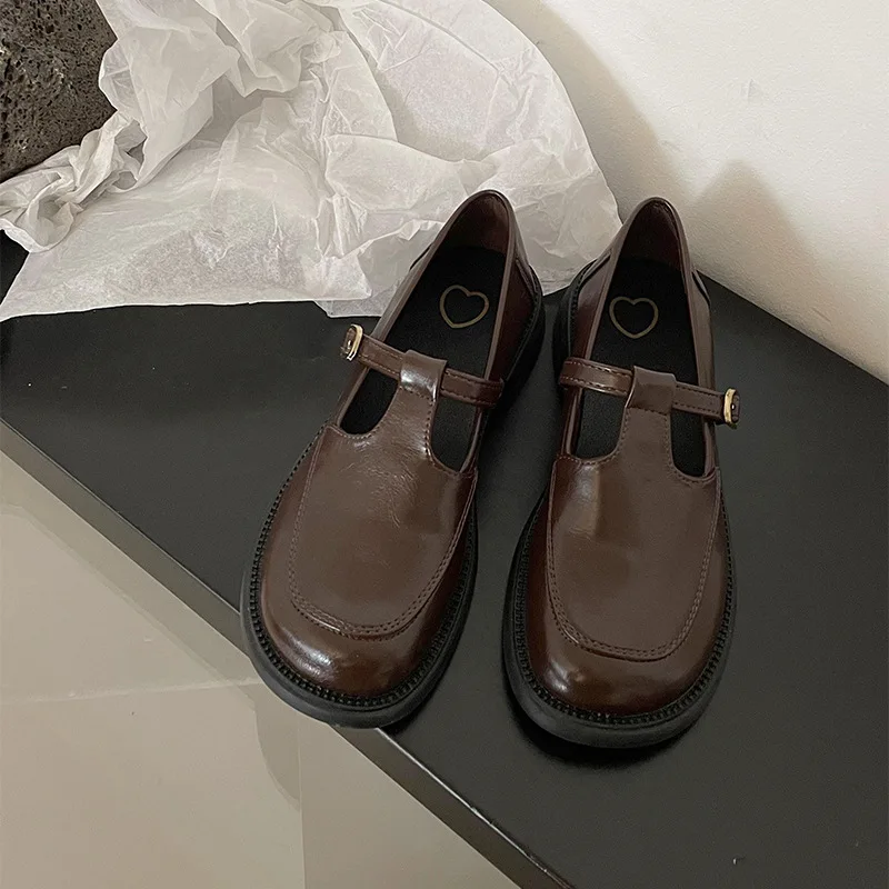 Женская повседневная обувь черная на плоской подошве модные оксфорды