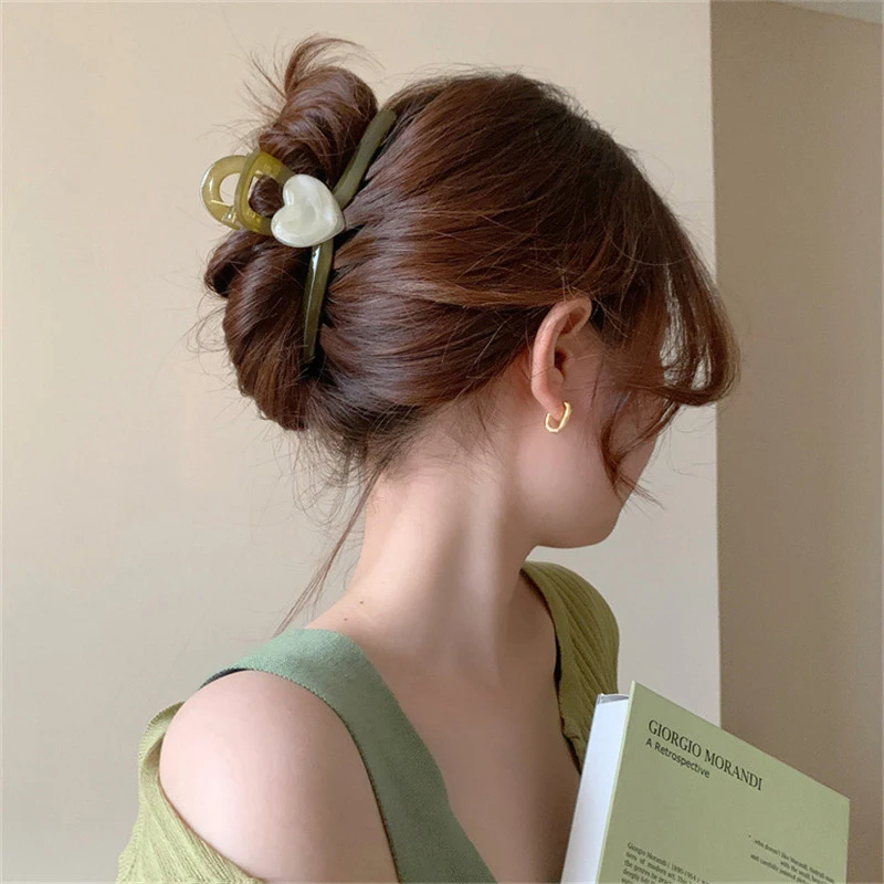 

1pc Heart-shaped Hair Claws Jelly Colored Hair Claw Clips Cute Hair Clip Vintage Hair Clips Korean Hair Accessory For Women