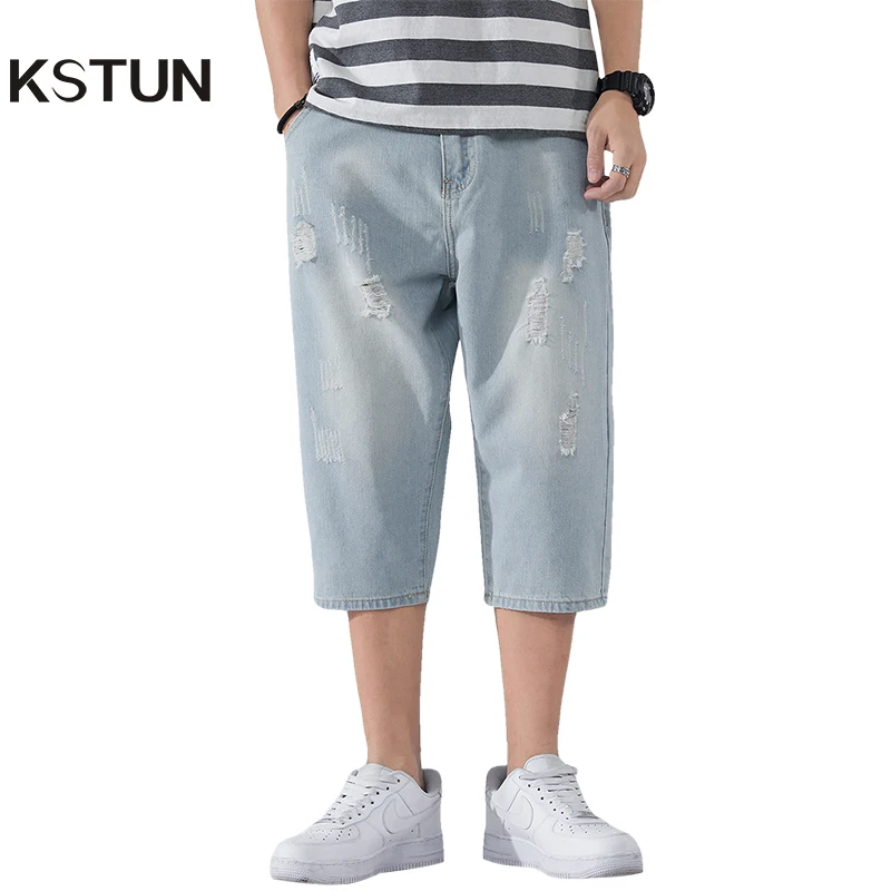 2022 Summer Hip Hop Jeans Men Capri Pants Cropped Trousers Streetwear Frayed Holes Motocycle Jeans Light Blue Loose Fit Baggy