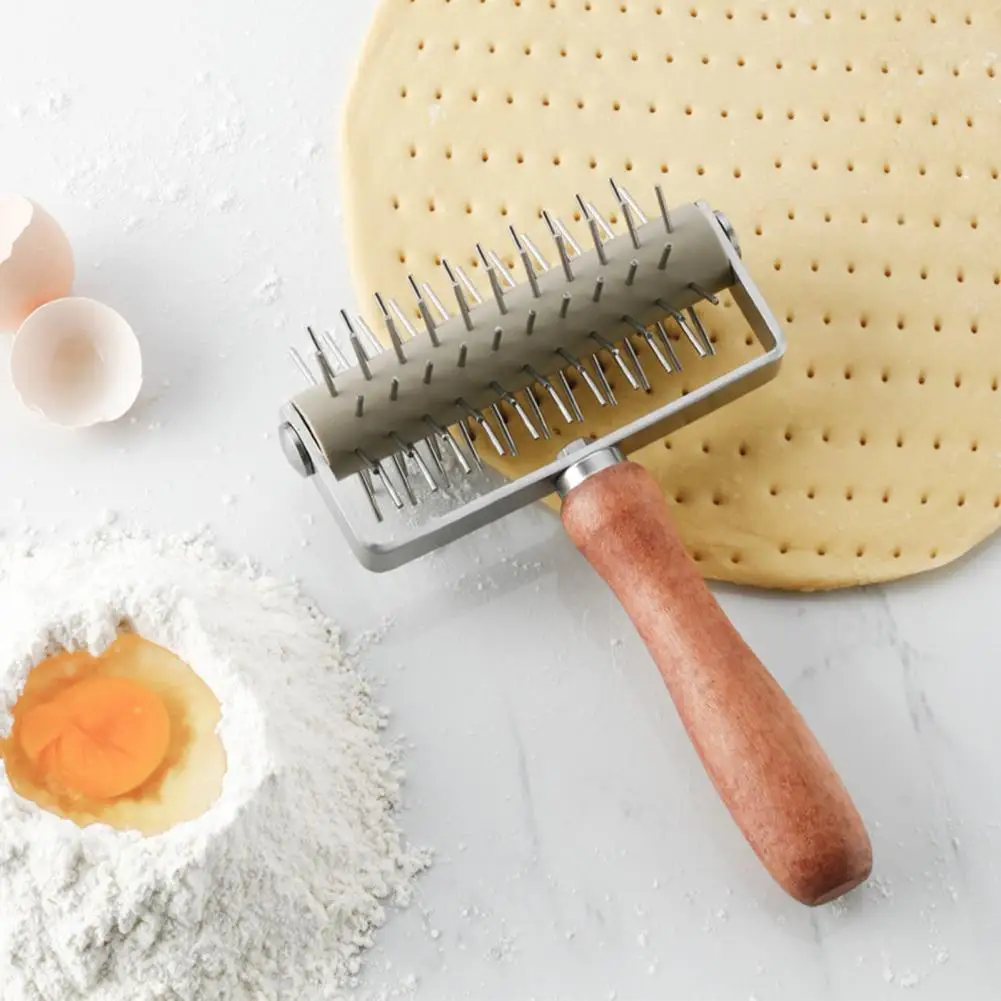 

Stainless Steel Wheel Pizza Bread Needle Punchers Roller Pie Pastry Dough Pitter Durable Wooden Handle bakeware pizza scissors