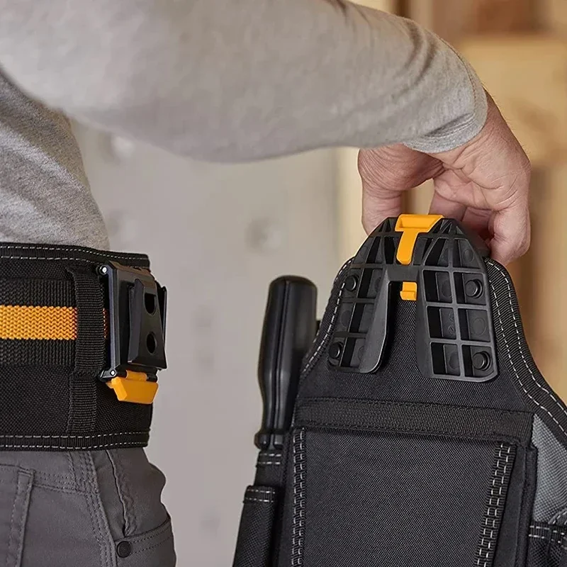 Фото TOUGHBUILT TB-CT-104 Сумка для инструментов увеличенного размера для электриков с плечевыми ремнями и пряжкой для крепления. №3