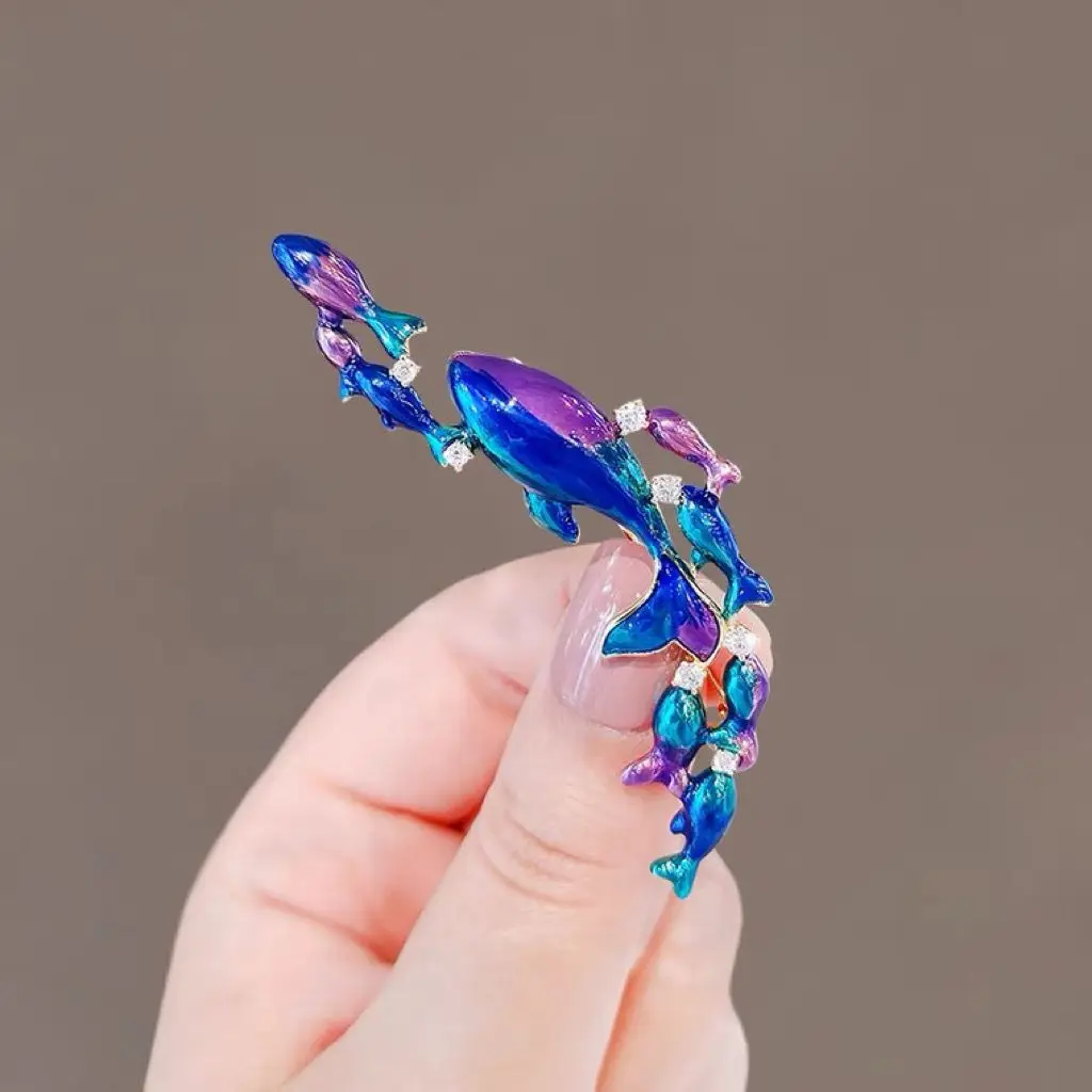 

Dream Blue Whale Brooch for Woman Fashion Elegance Blue Ocean Fish Enamel Pin Beautiful Brooch 2023 New Charm Gift Young Girls