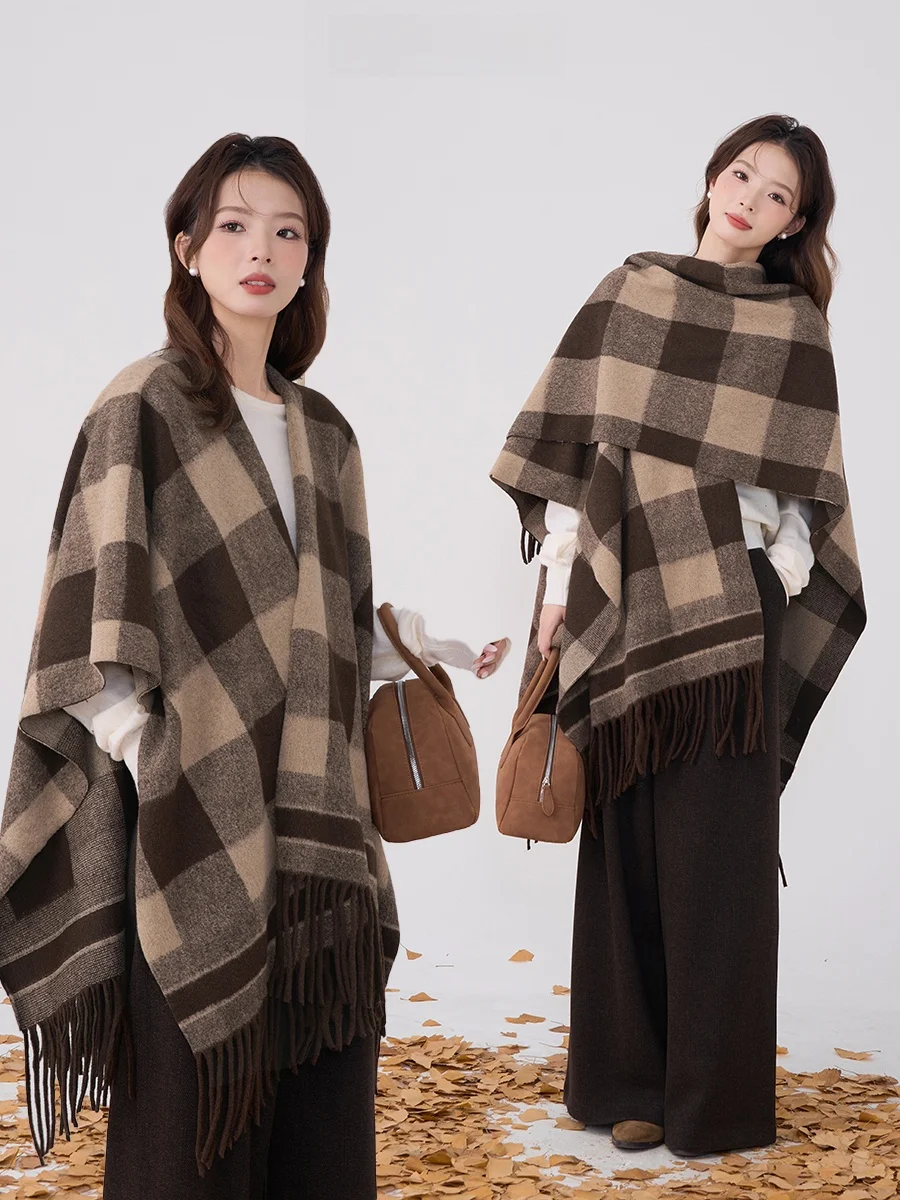 Hanada Showcase Htmeme Янтарный блеск ~ Универсальная шерстяная шаль в клетку с кисточками