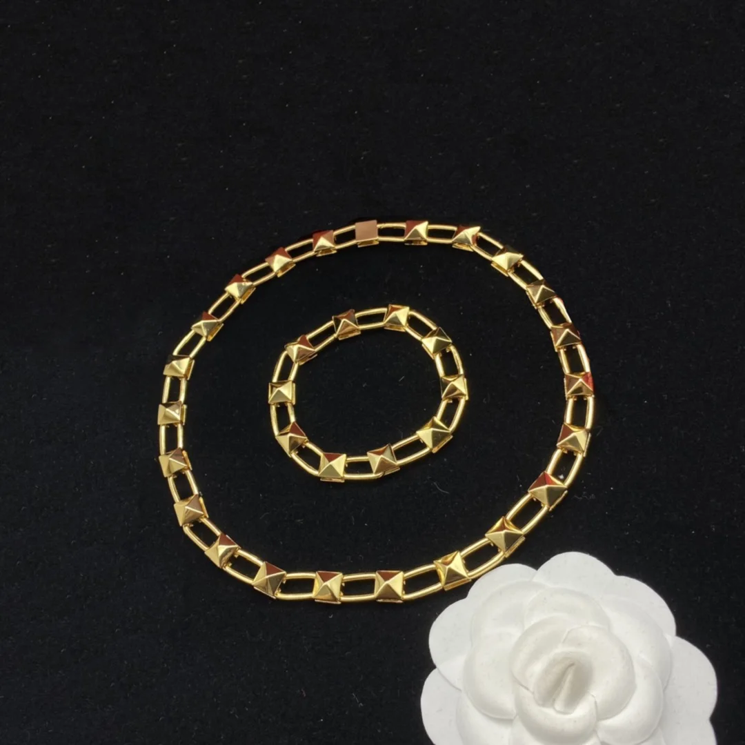 

Модное классическое ожерелье из чистой меди, браслеты, серьги, кольцо для мужчин и женщин, подарки на вечеринку, набор ювелирных изделий