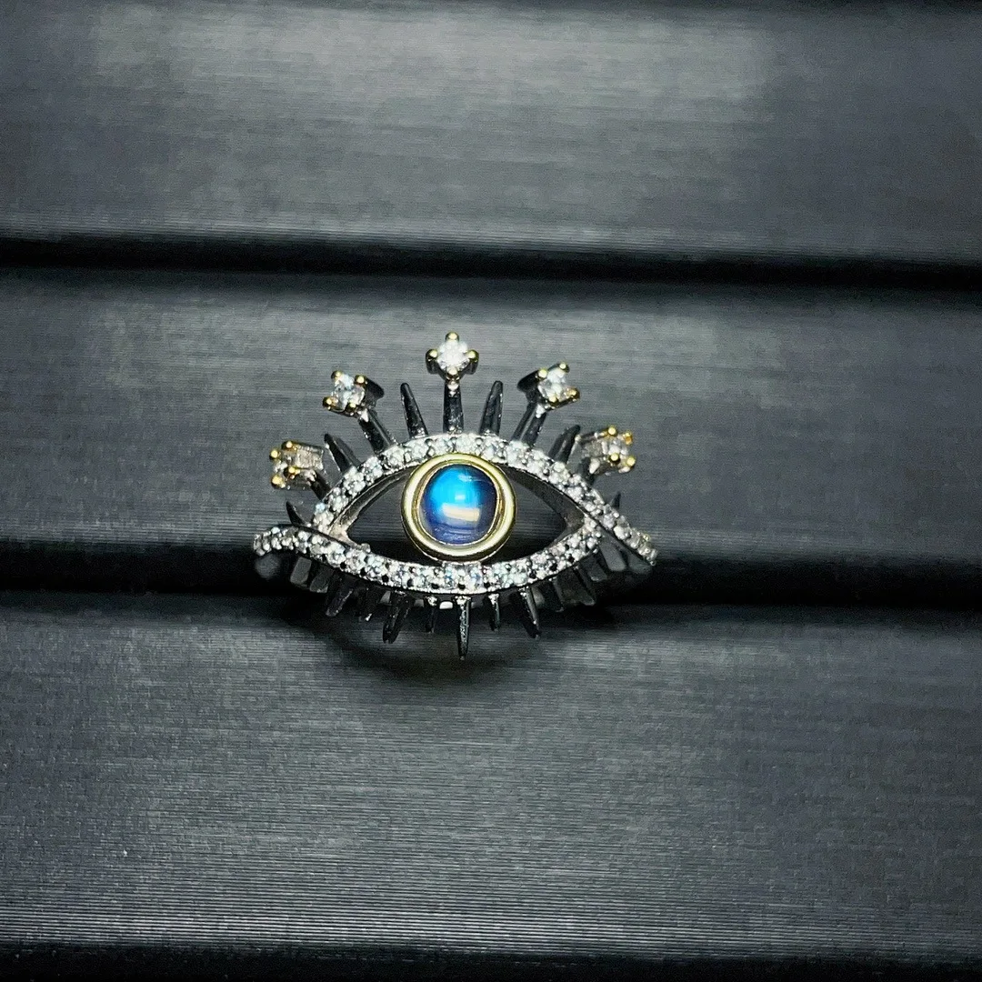 

2023 New S925 Sterling Silver Natural Indian Moonlight Stone Charm Eye Opening Design Ring Without Optimized Main Stone