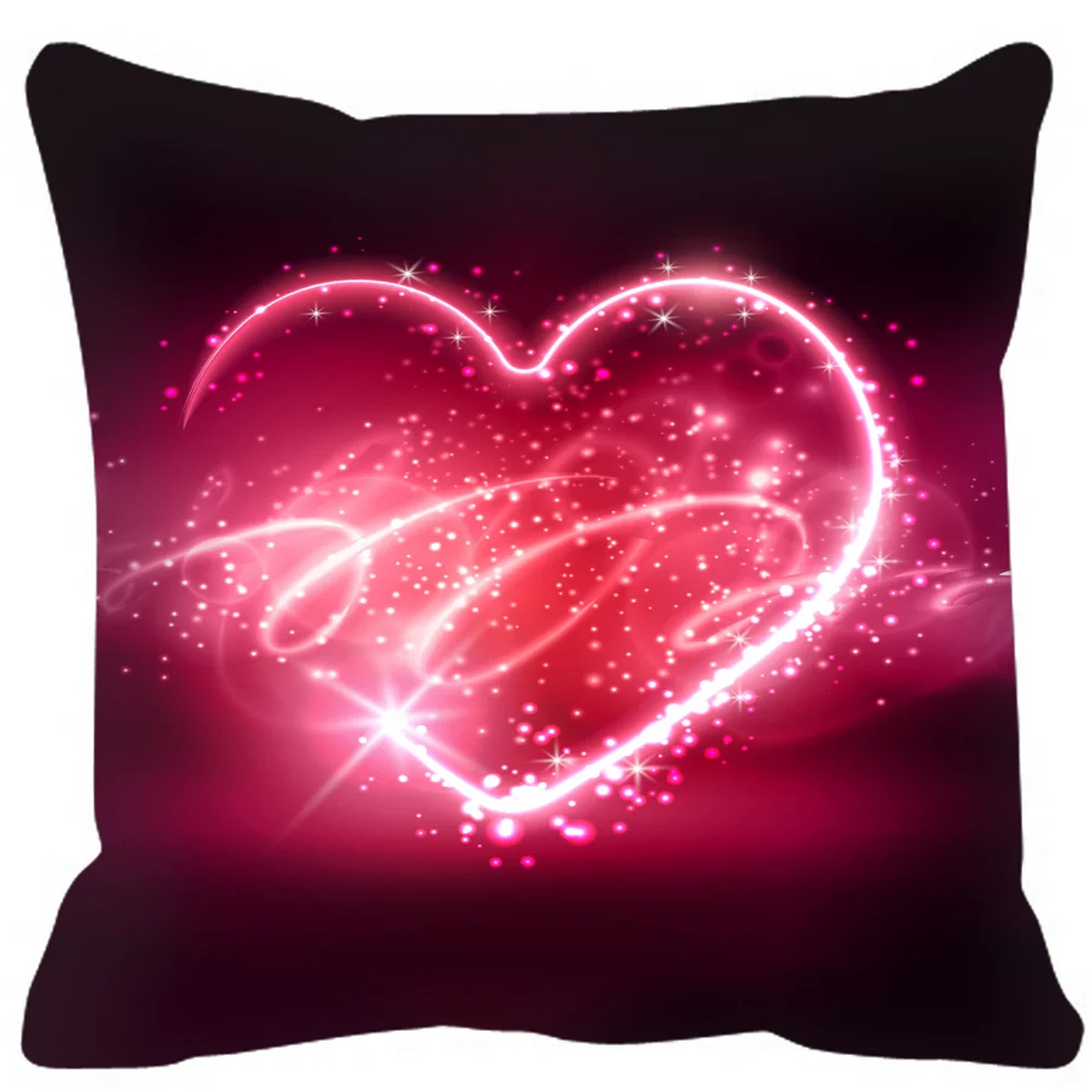 

Квадратная наволочка с рисунком в виде сердца