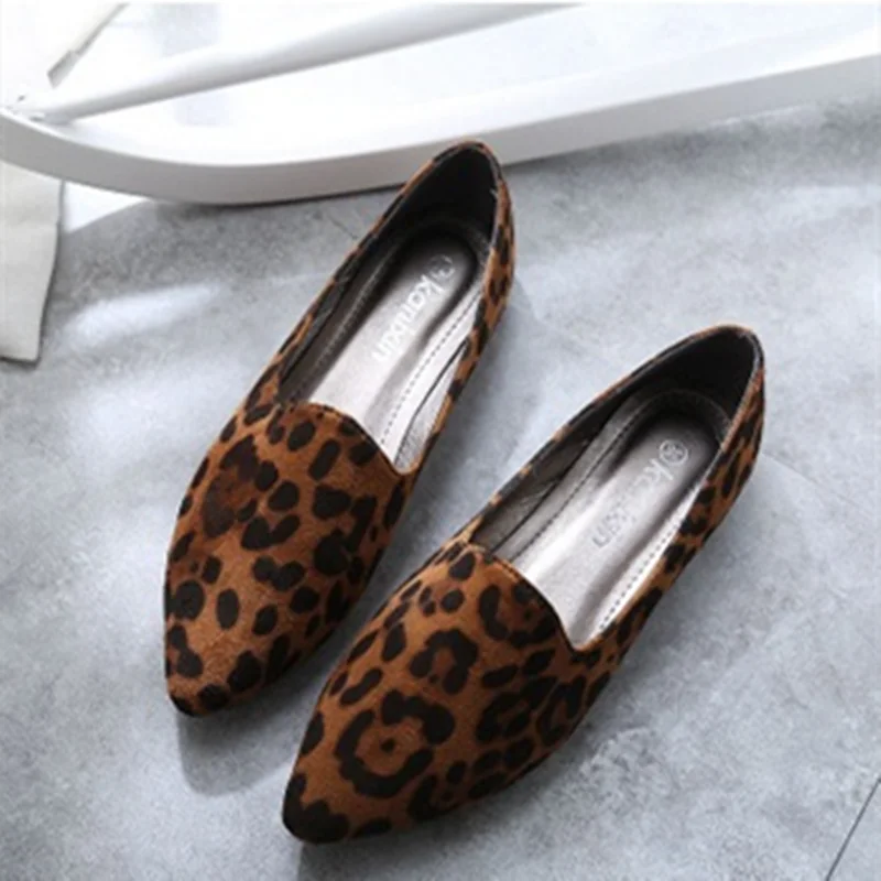 

2022 Big Size 48 Leopard Flock Pointy Closed Toe No Heels Single Low Cutter Lady Boat Shoes Summer Style Fashion Slip- On Loafer