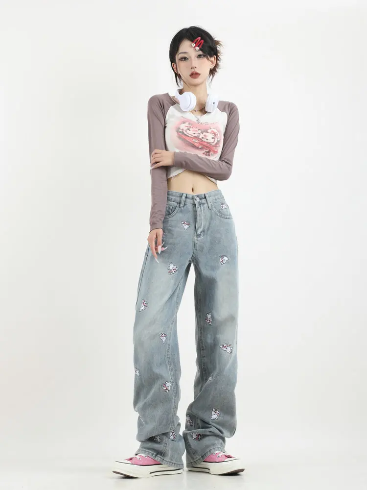 Рисунок 3 - Джинсы с вышивкой Sense Rabbit для девушек