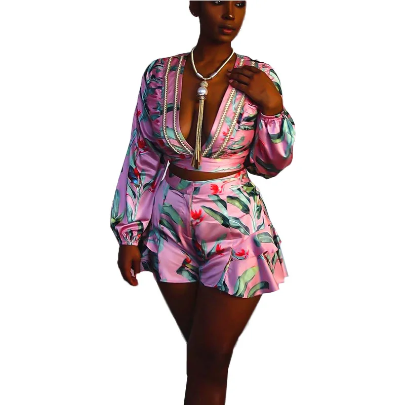

Women's Two Piece 2022 Summer New Tropical Print Sexy V-Neck Long Sleeve Top + Shorts Set Sexy Outfits For Woman