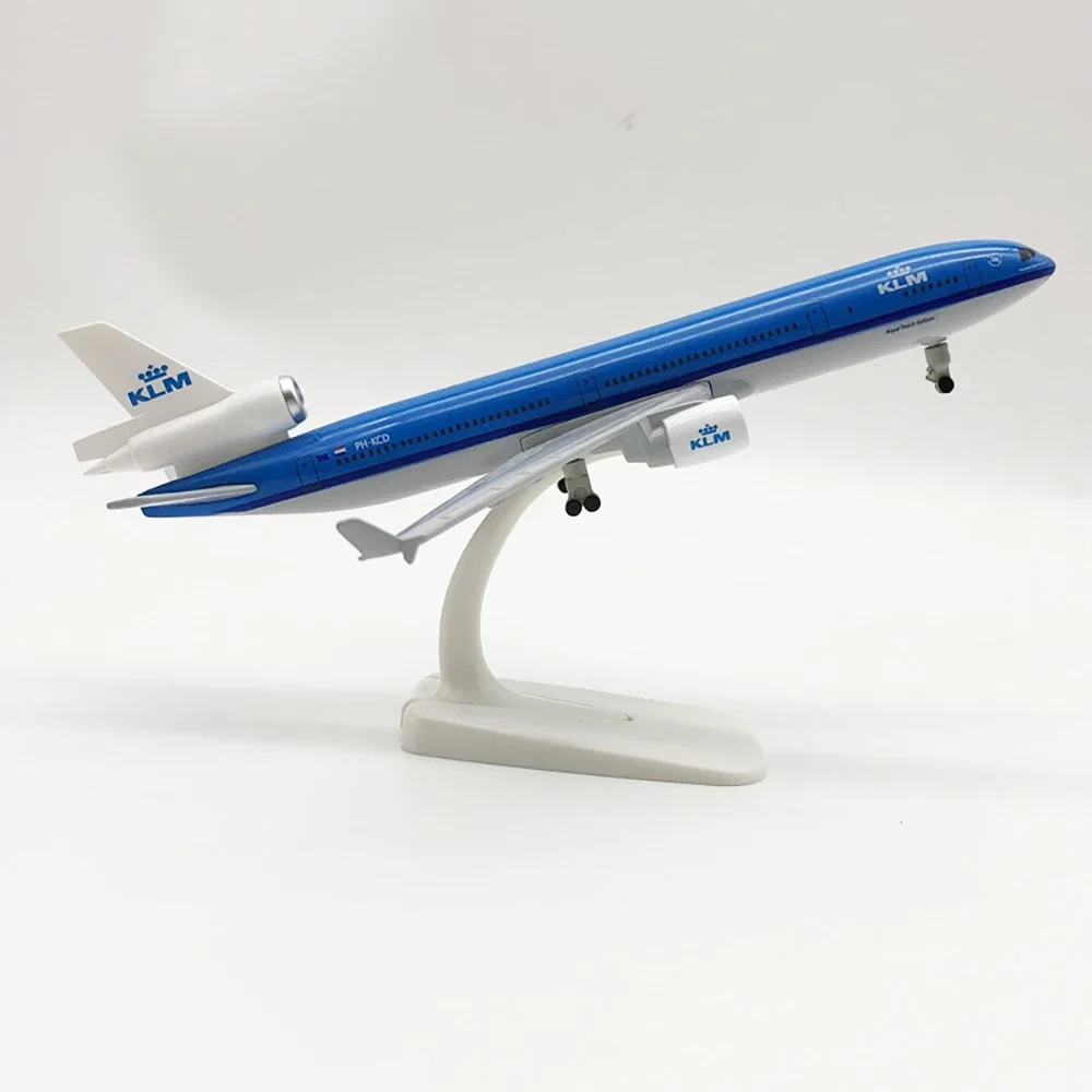 Фото 20 см самолет KLM Royal Dutch Airlines McDonnell Douglas MD-11 модель с колесом из сплава самолет игрушка в подарок для коллекции №2