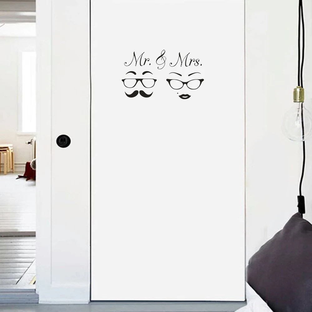 

MR MRS Door Stickers Fuuny Bedroom Wall Sticker Wall Decals Removable Toilet Sign Art Mural DIY Bathroom Home Decoration