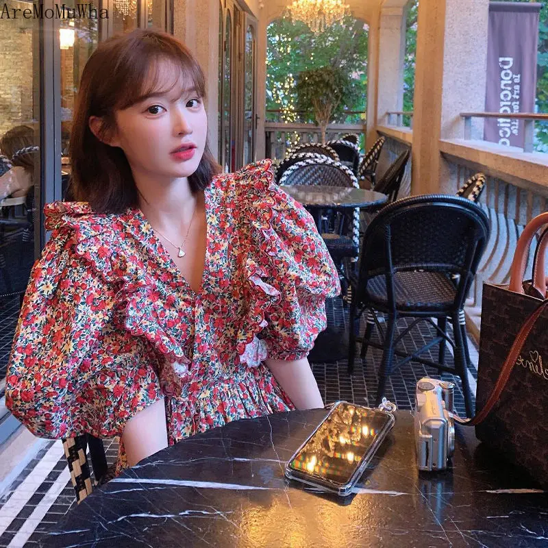 

2022 Summer New French Retro Chic Hyun Ya Style Floral Top Women's Puff Sleeve Shirt Ruffled Shirt tops for women sexy tops