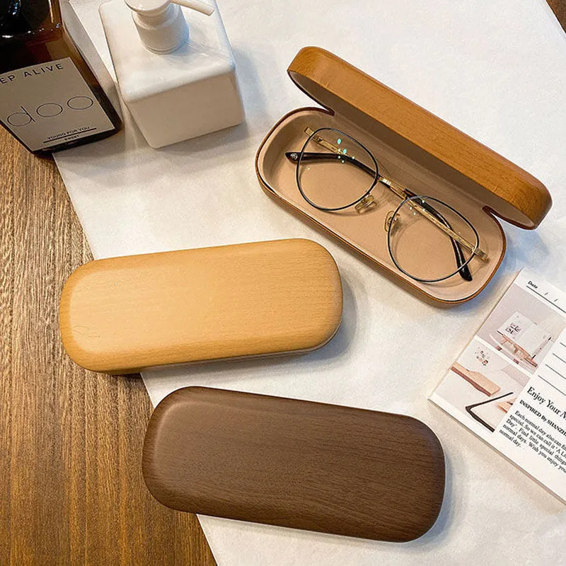 

Retro Portable Wood Grain Glasses Box Male and Female Students Portable Leather Storage Container 16*6.5*3CM