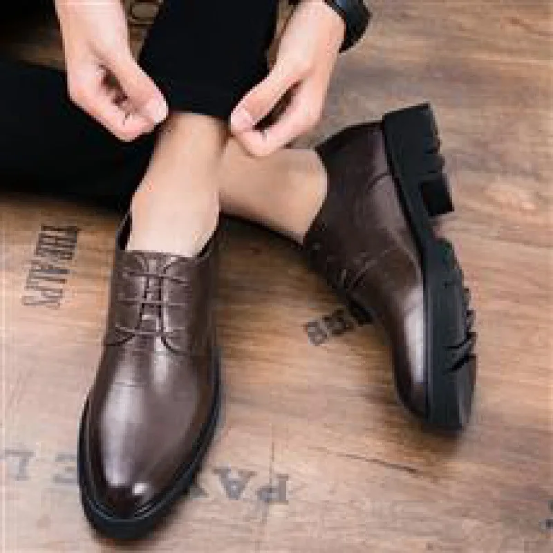 

Work Men's Shoes Autumn and Winter Chef Suit Men's Wear & Black Kitchen Leather Shoes Men's Casual Slip-on Labor Protection Fash