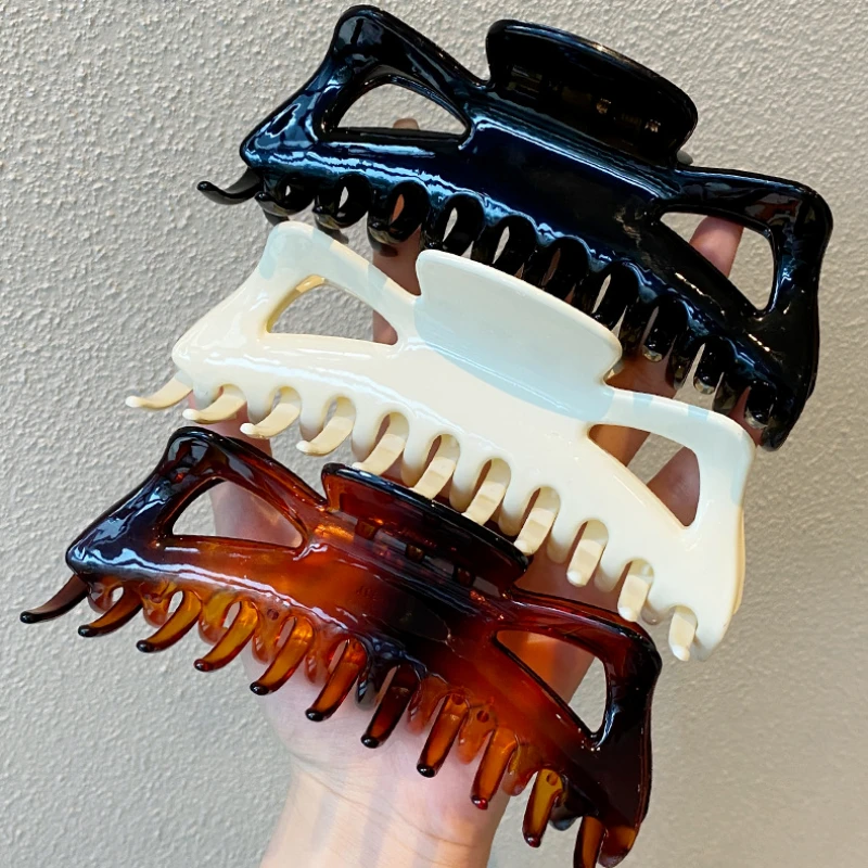 

Korean Elegant Large Hair Claws Black Acrylic Hair Clip Hairpin Barrette Crab Claw Clip Headwear For Women Girl Hair Accessories