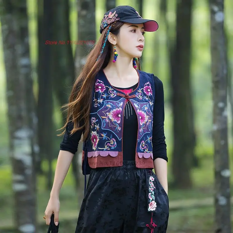 

2023 chinese traditional tang suit vest vintage flower embroidery hanfu qipao top oriental female cheongsam chinese hanfu vest