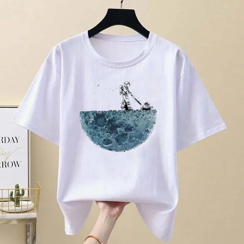 Термотрансферы для одежды с изображением астронавта