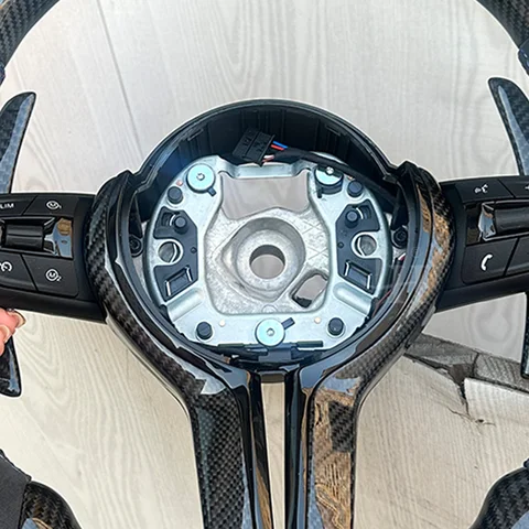 Рулевое колесо из углеродного волокна в сборе Рулевое колесо автомобиля для BMW F10 F11 F30 F31 F34 F32 F33 F36 F20 F21 F22 F23 M3 M6