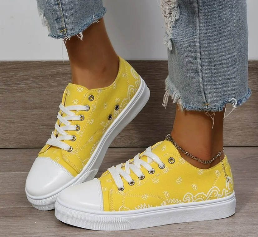 

Woman Sneakers Canvas with Lace-up Cute Girls Shoes Spring New Female Casual Sneakers Platform Shoes