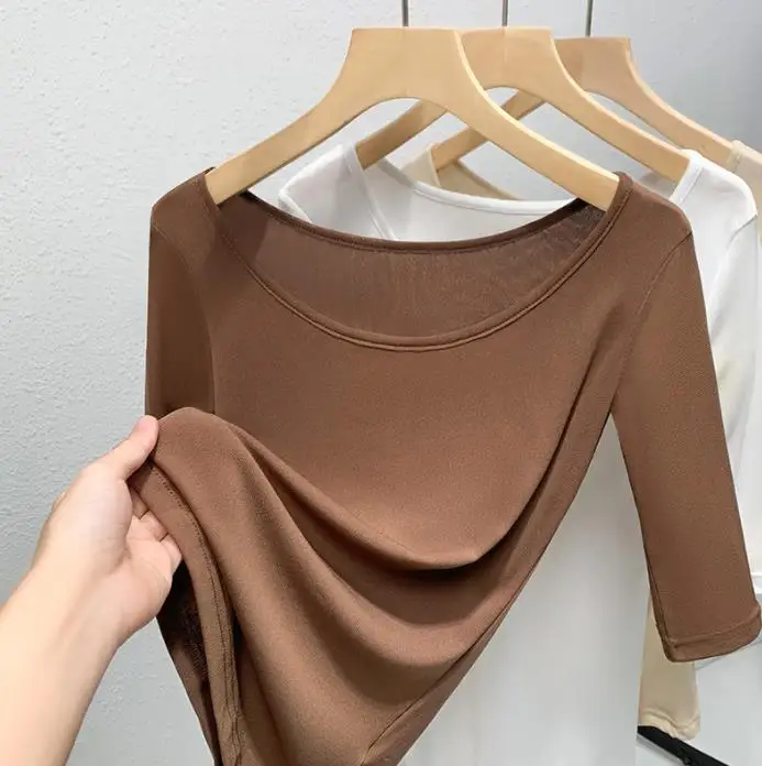 

Women's round neck solid half sleeved T-shirt