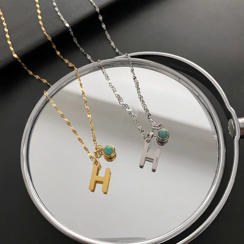 

Simple H Letter Modeling Clavicle Chain Korean Women Jewelry Fashion Sexy Necklace Party Light Luxury Neck Chain
