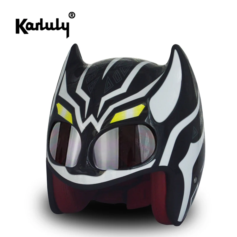 Шлем Masei 616 мотоциклетный в форме летучей мыши с принтом кошки на удачу |