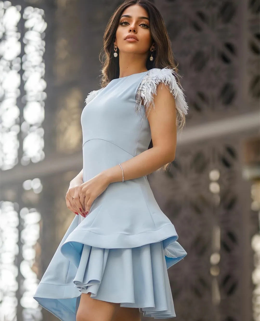 

Vintage Short Crepe Evening Dresses WIth Feathers A-Line Ruffled Knee Length إفننغ دريسس Robes de Soirée for Women