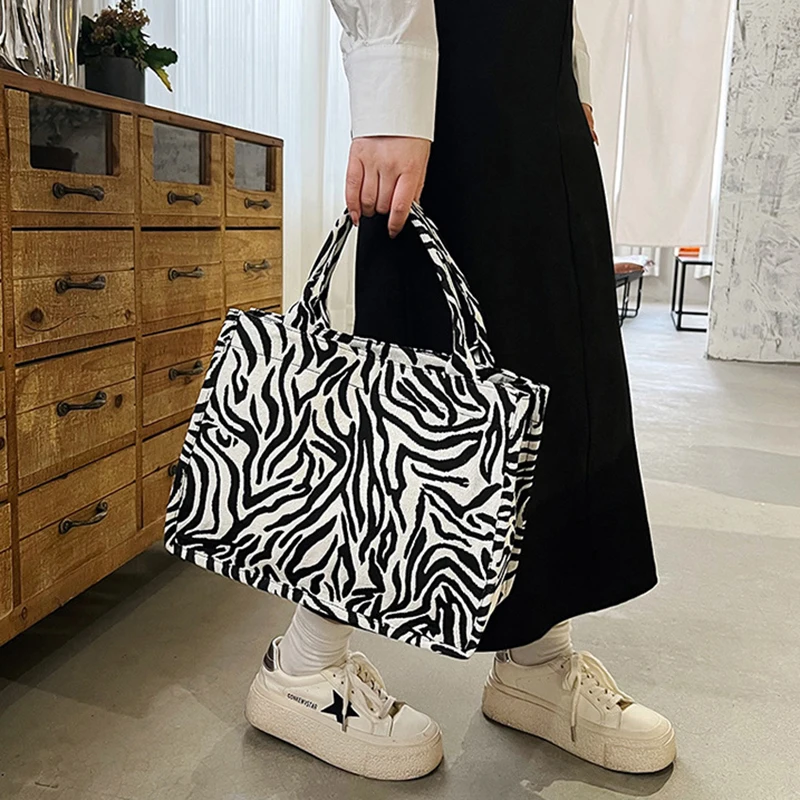 

Large Capacity Canvas Tote Bag Women Zebra Handbags Designer Letters Shoulder Crossbody Bags Luxury Big Shopper Bag Purse 2023