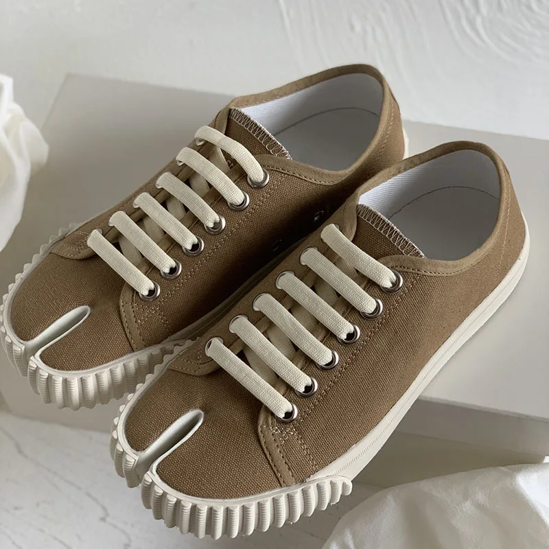 

Shoes For Men 2023 New Split Toe Shoes Canvas Shoes Women Biscuit Shoes Men Board Shoes Chaussure Femme Sneakers Tenis Masculino