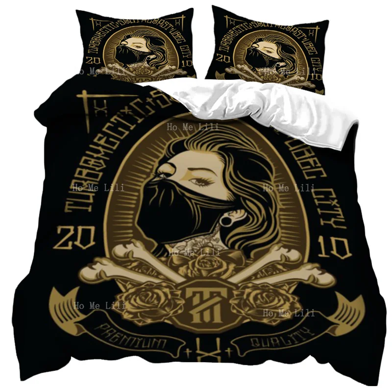 На черном фоне красивая девушка с маской Три розы и четыре кости пододеяльник от