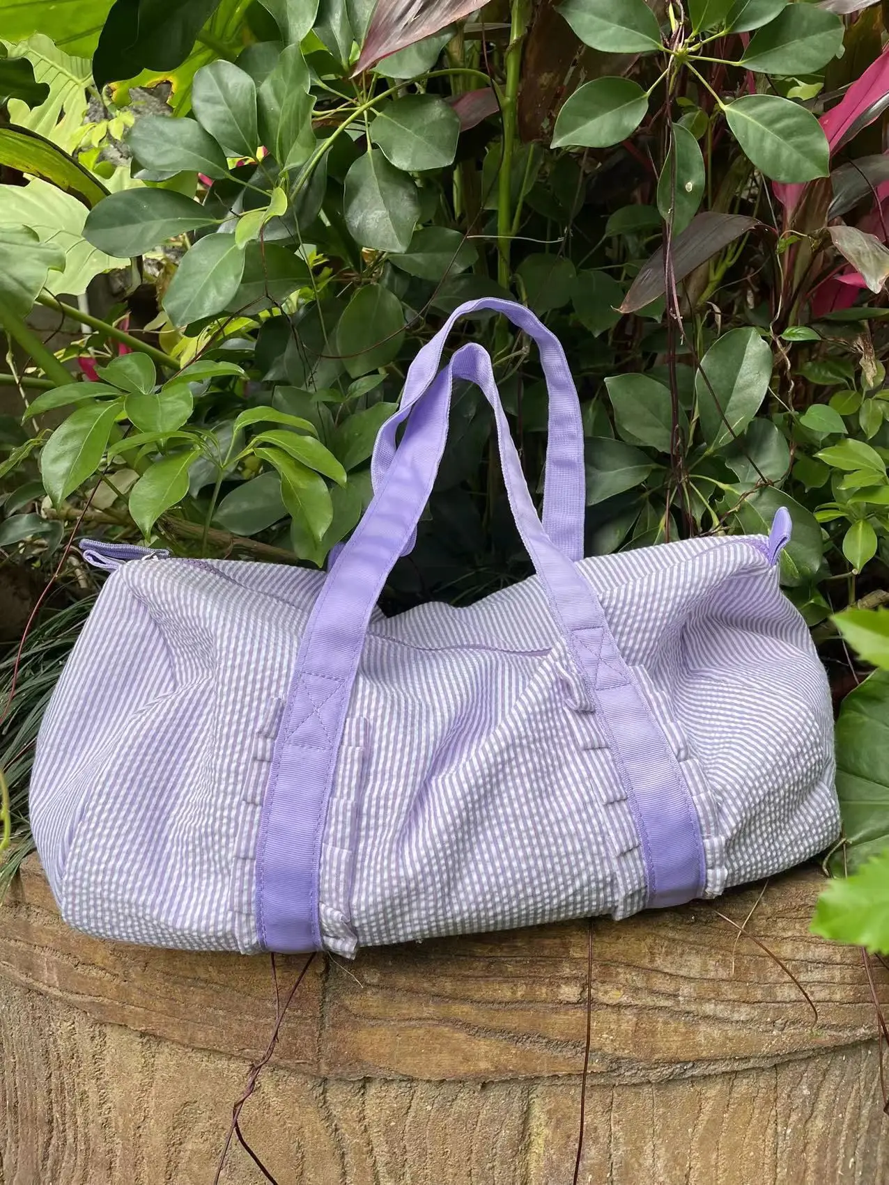 Kids Ruffle Seersucker Duffle Bag Girls Weekend Travel Overnight Lightweight Oversized Plaid Gym Tote with Zipper DOM1978