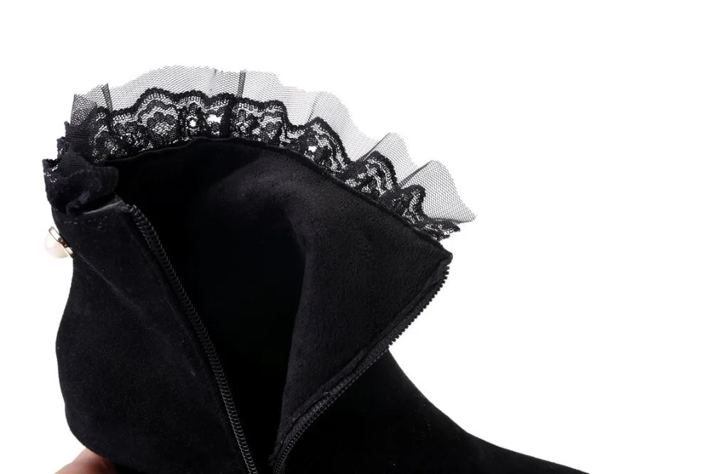 Женские ботинки на высоком каблуке с острым носком молнии |