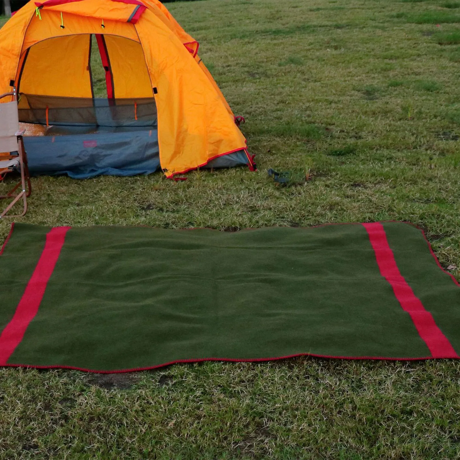 

Outdoor Wool Blanket Winter Warm Soft Blanket Camping Blanket For Cold Weather Picnic Stadium Camp Park 59*79 Inches Machine