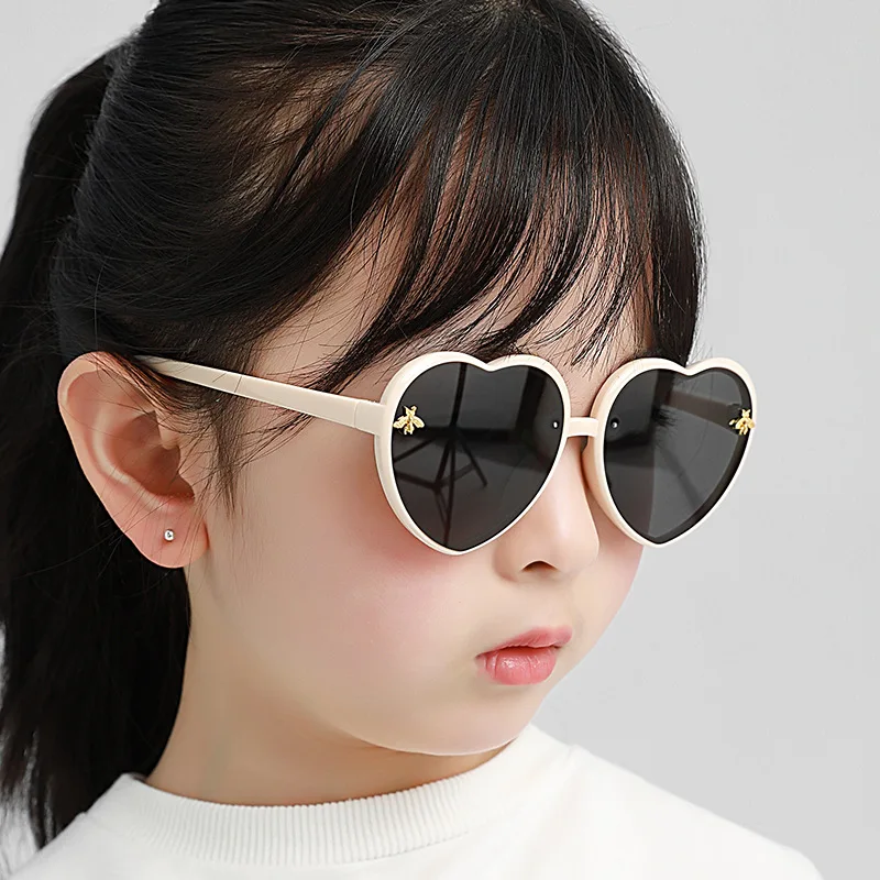 

Fashion Brand Heart Kids Sunglasses Children Retro Cute Pink Cartoon Sun Glasses Frame Girls Boys Baby Sunglasses UV400 Eyewear