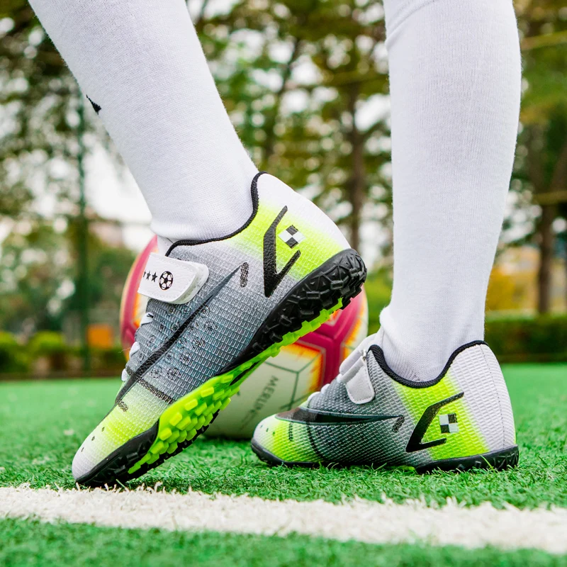 SENAGE New Professional Children Football Shoes Lightweight TF Soccer Shoes Fashion Superstar Kids Football Futsal Sneakers