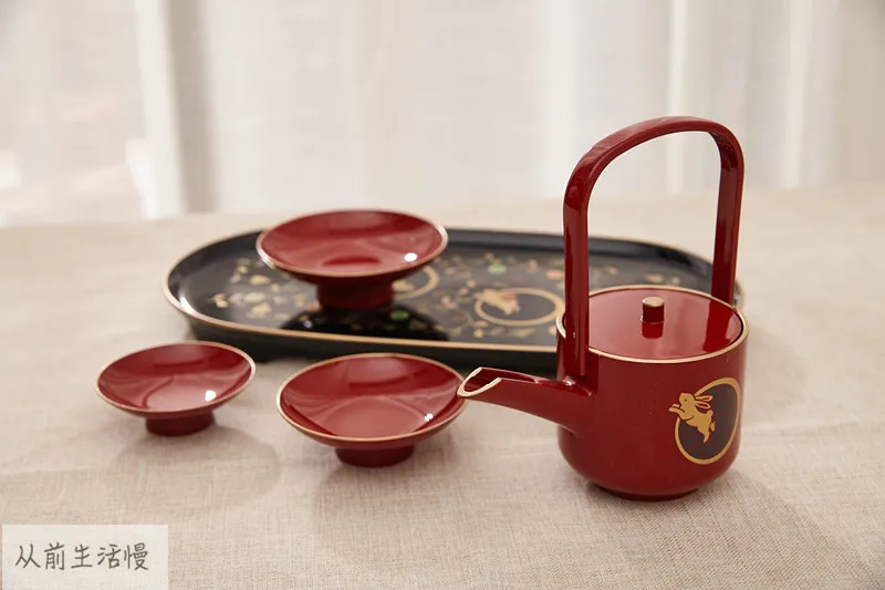 

Shikki Lacquerware Gold Foil Painting Wine Set Japanese Style Sake Cup White Wine Glass Wine Pot with Lid Daily Wine Set