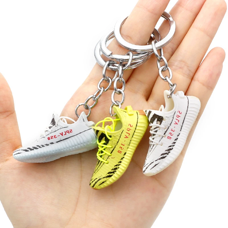 

New Mini Sneakers Keychain Gift 3D Shoe Model Bags Backpacks Decorative Ornaments Car Door Keyring Gift For Boyfriend
