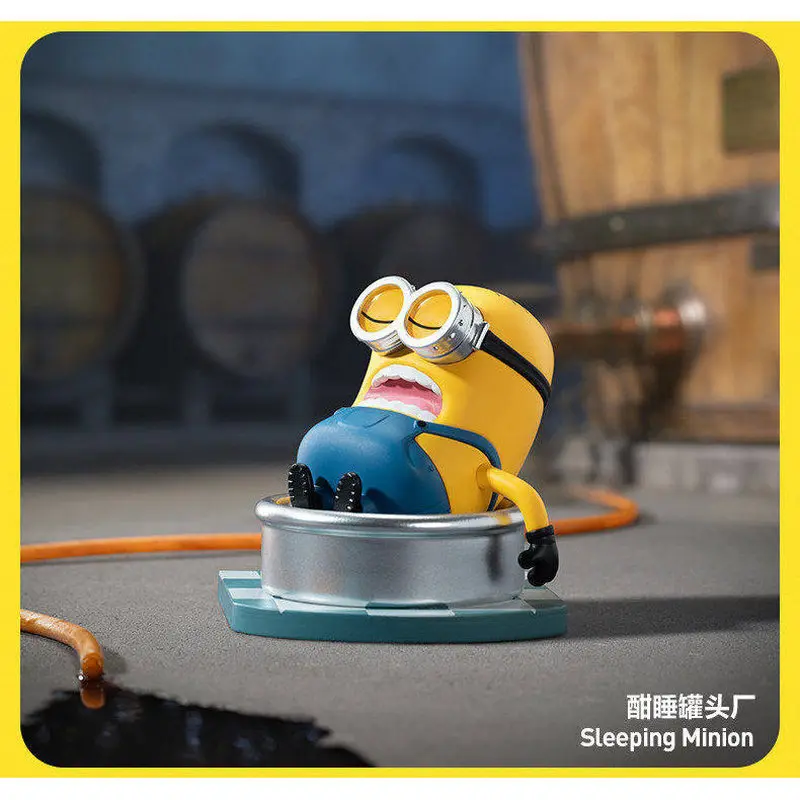 Фото Горячая новинка: Коллекционная фигурка Popmart Minions & Monsters Series в закрытой упаковке, настольное украшение, игрушка по мотивам фильма, модель, подарочная коробка-сюрприз №5