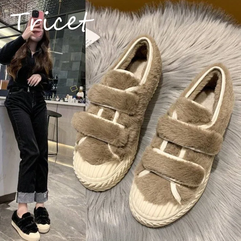 

Повседневная женская зимняя обувь 2022, на липучке, искусственный мех, мягкая обувь на плоской подошве для женщин, теплая плюшевая Толстая Рез...