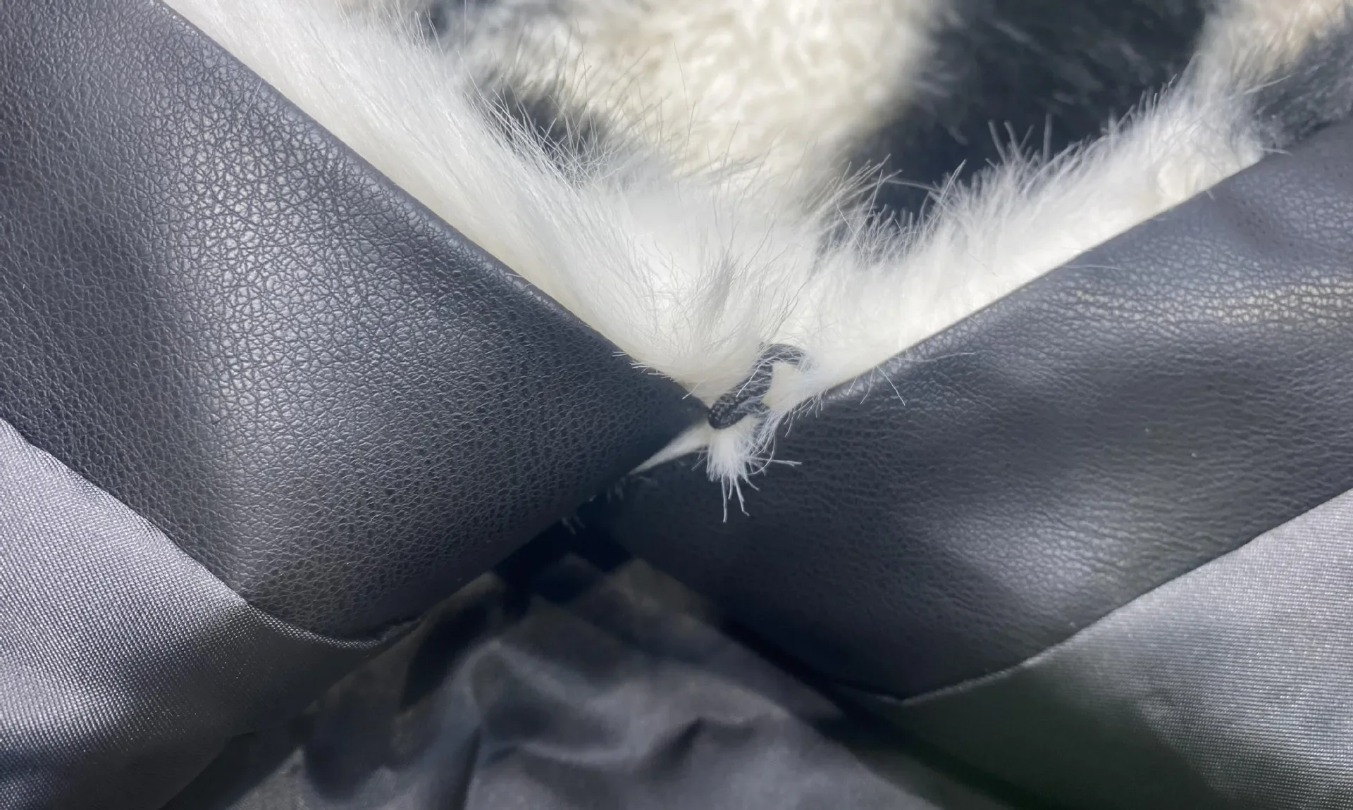 Высококачественный свитер с v-образным вырезом пальто женский черно-белый