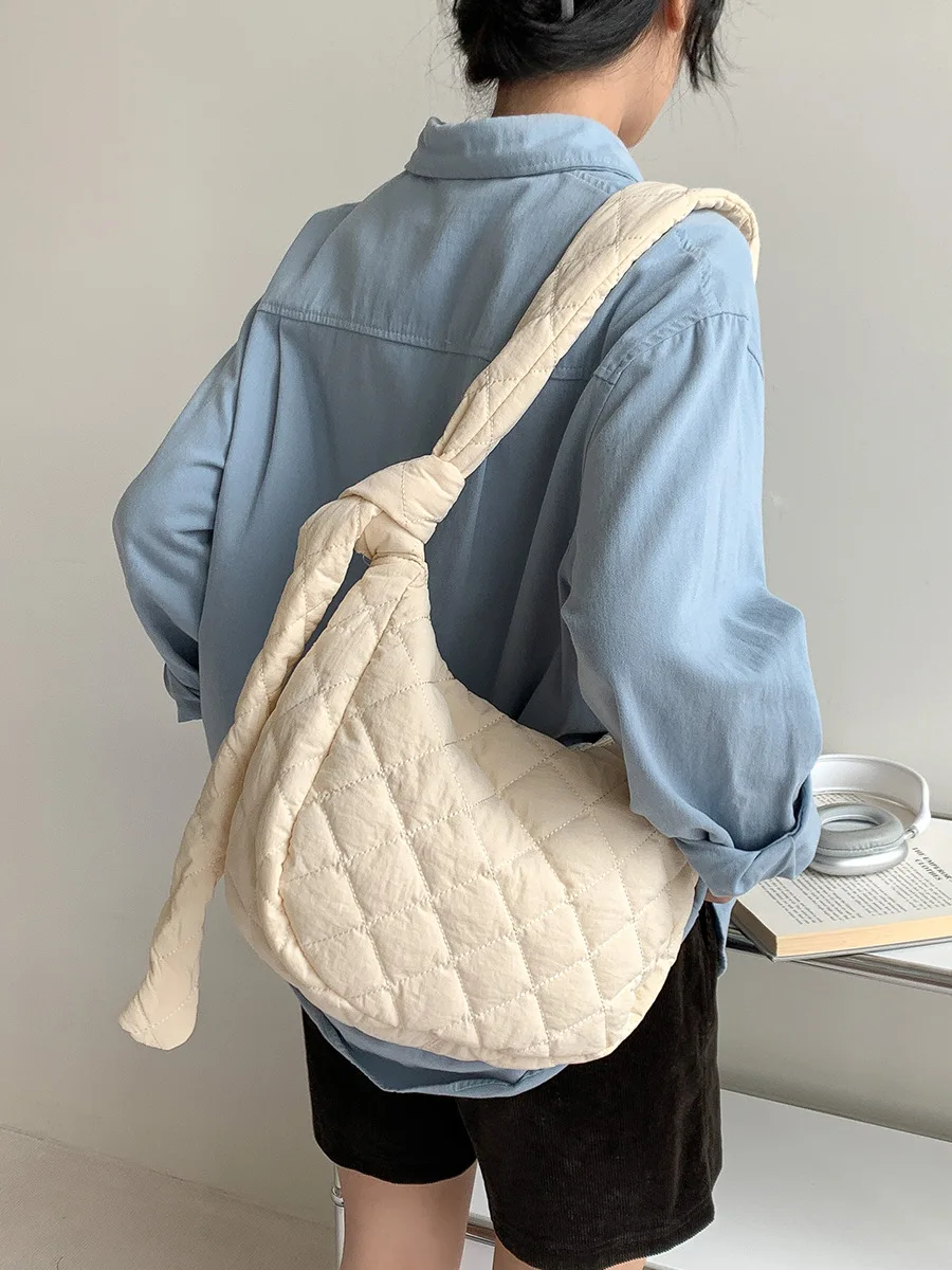 Однотонная Сумка-Кроссбоди средней длины 2024